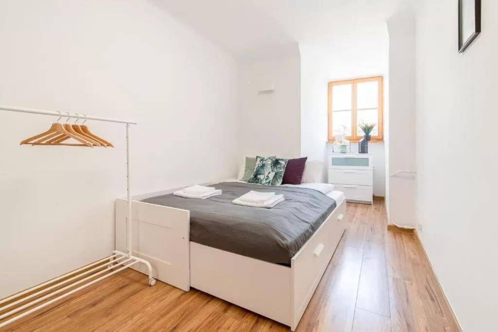 Old Town Apartment - Old Market วอร์ซอ ภายนอก รูปภาพ